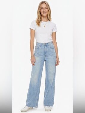 TWIK  Light Blue high Waisted faded  wide leg Women's Jeans Size Size 27